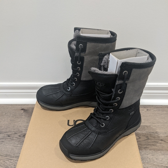 UGG Adirondack III Boots (6 US) in black - Picture 2 of 5